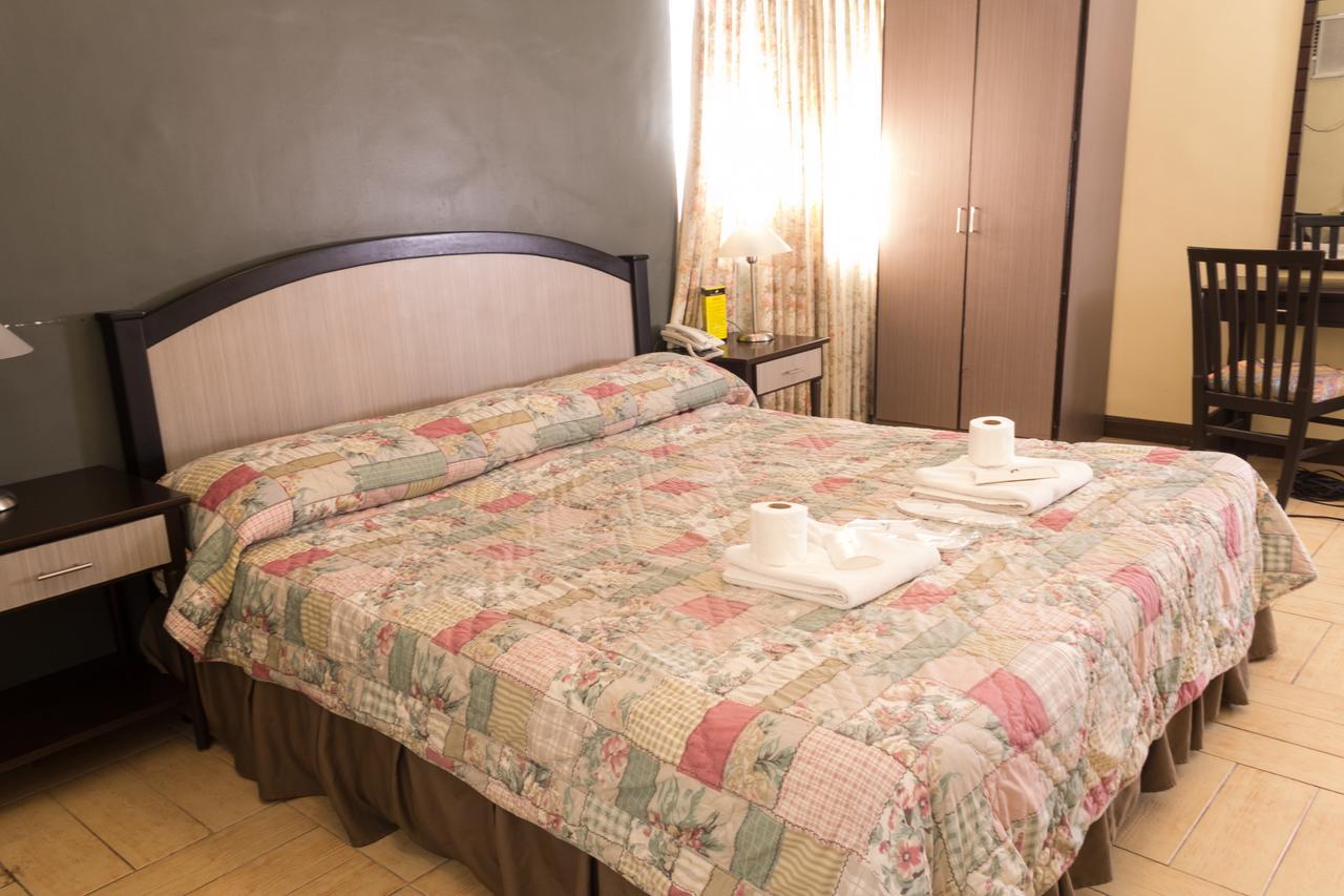 Tagaytay Country Hotel Tagaytay City Екстериор снимка